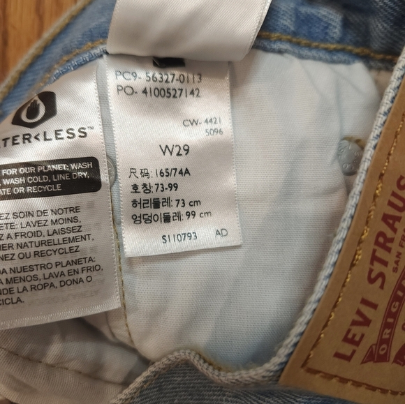 Levis 501 Womens High Rise Shorts Size 29 Distressed Cut Off Button Fly NEW - Picture 11 of 11